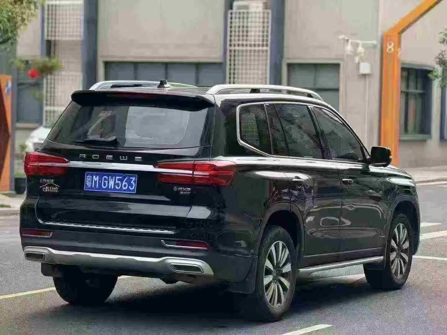 荣威 RX8 — 图片 4