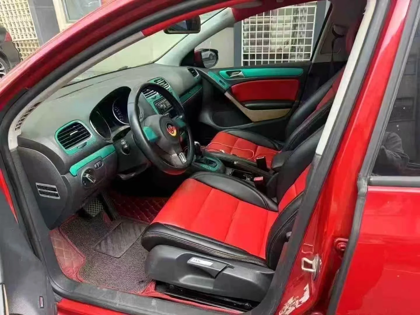 Volkswagen Golf — 图片 7