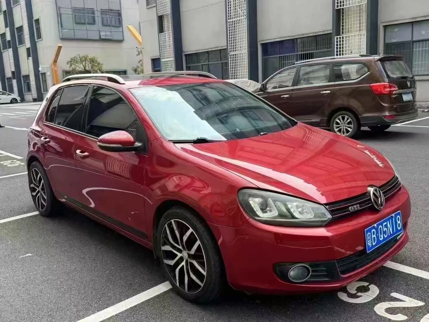 Volkswagen Golf — 图片 3