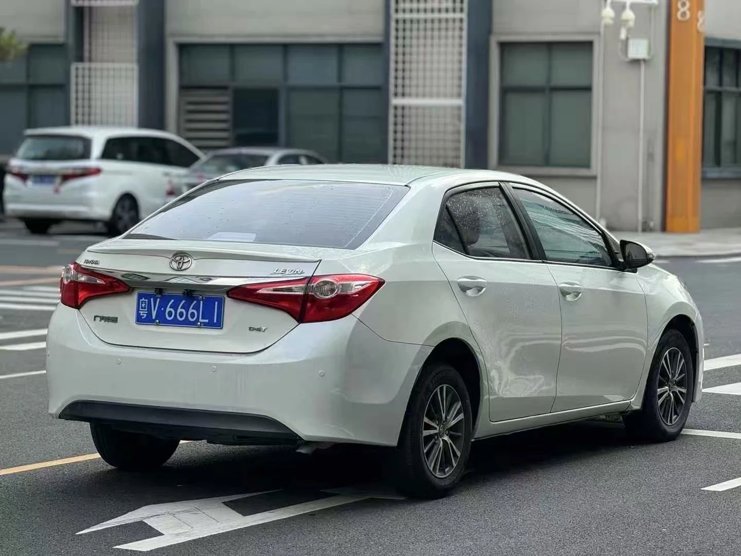 丰田 雷凌 — 图片 4