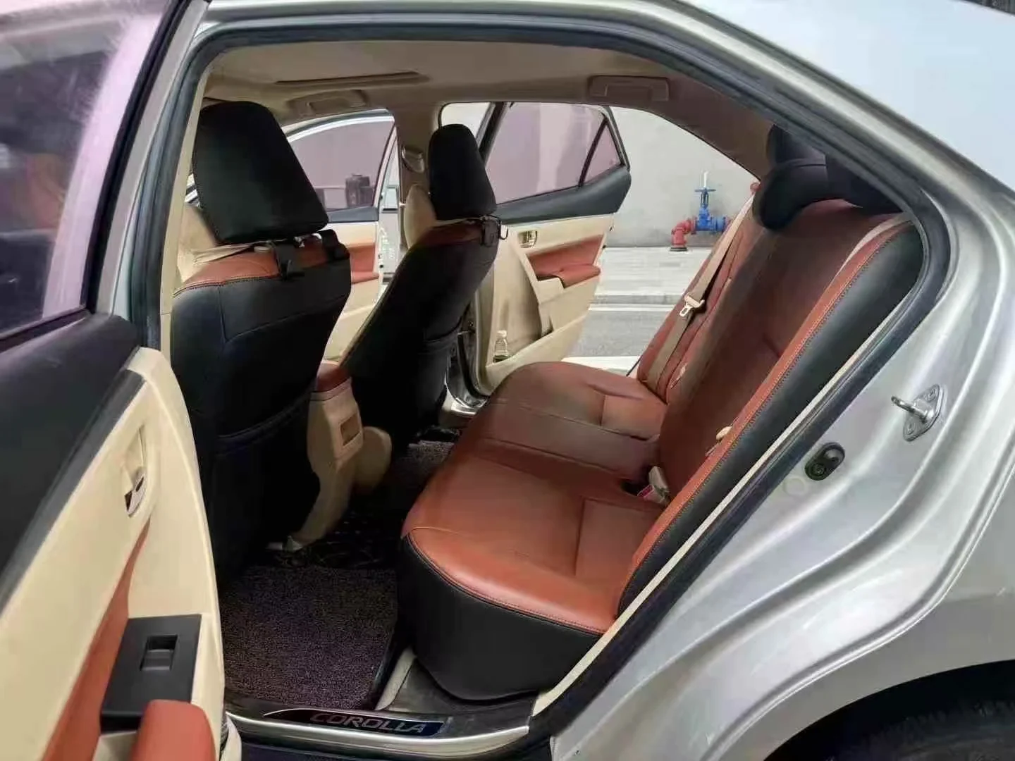 Toyota Corolla — Image 8