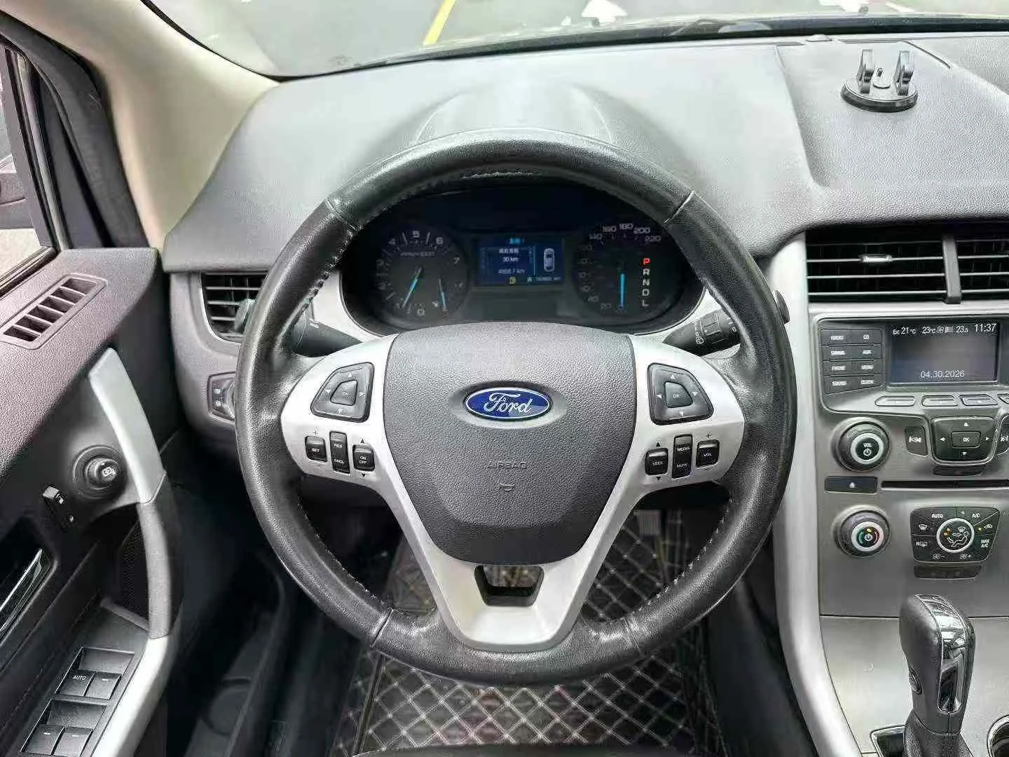 Ford Edge — Image 7