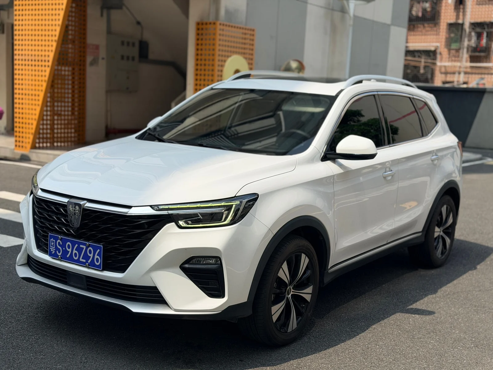 荣威 RX5 PLUS — 图片 1