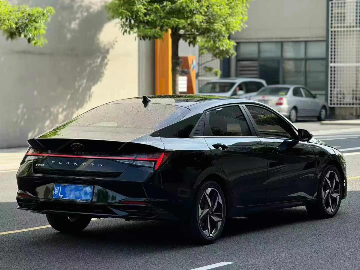 Hyundai Elantra — Imagen 4