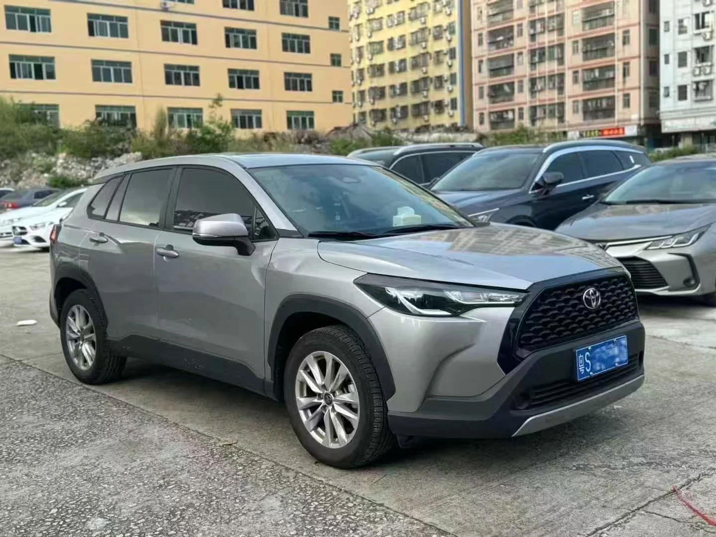 丰田 卡罗拉锐放 — 图片 3