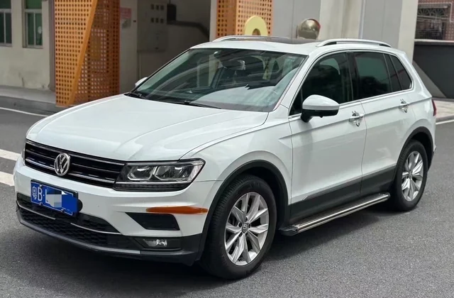 Volkswagen 途威 330 TSI
